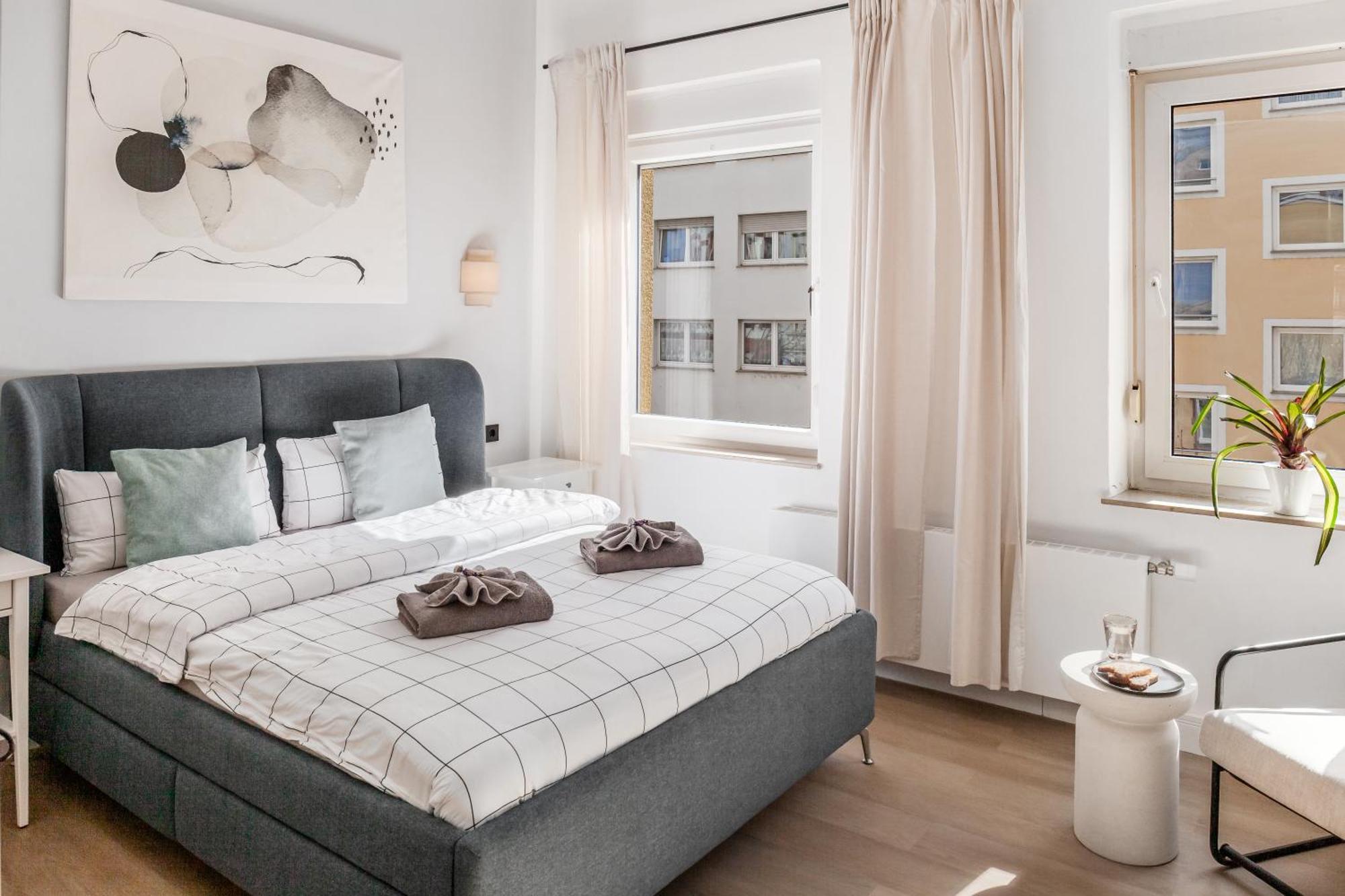 Modern Stay I Cosy & Central Apartments Κόμπλεντς Εξωτερικό φωτογραφία