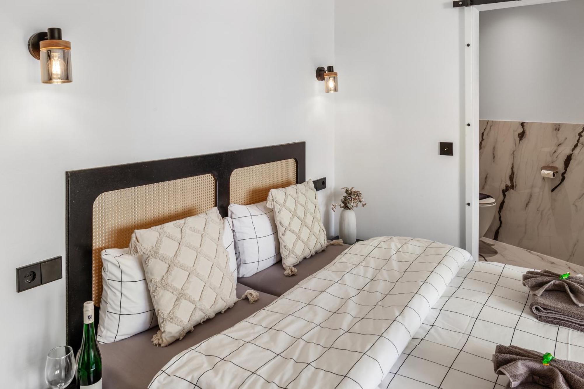 Modern Stay I Cosy & Central Apartments Κόμπλεντς Εξωτερικό φωτογραφία